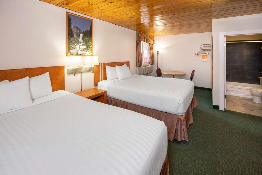 Econo Lodge Inn & Suites Medicine Hat Chambre photo