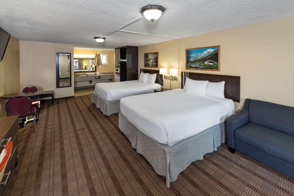 Econo Lodge Inn & Suites Medicine Hat Chambre photo