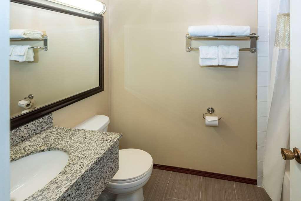 Econo Lodge Inn & Suites Medicine Hat Extérieur photo