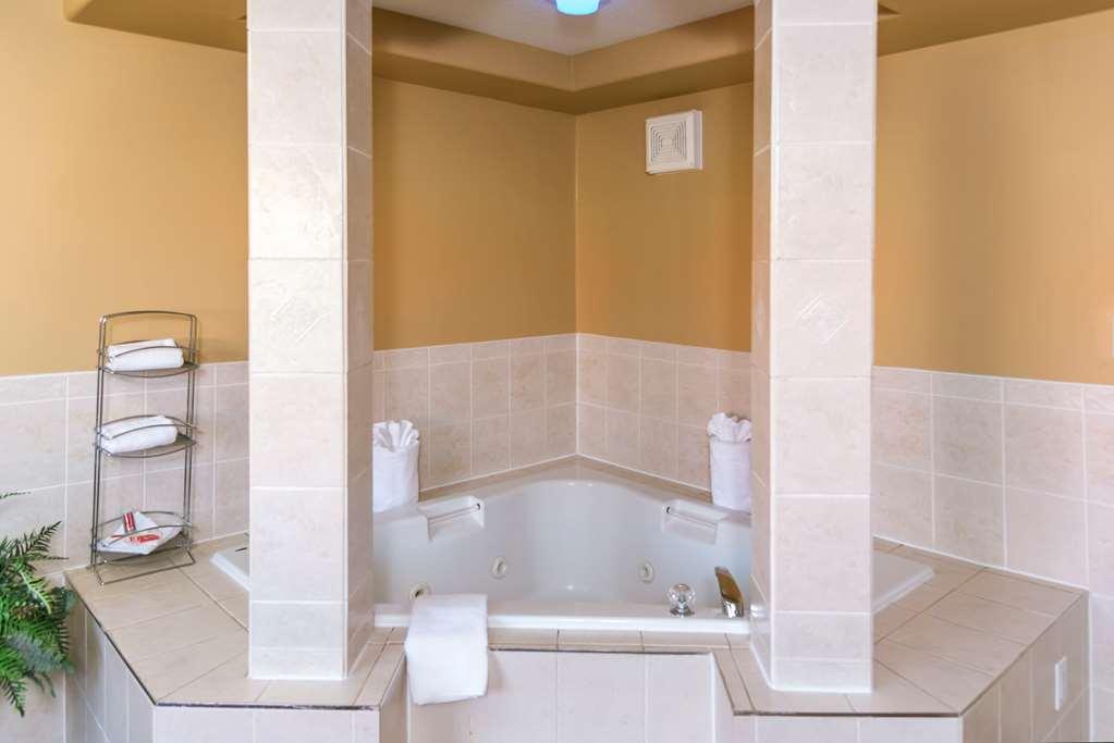 Econo Lodge Inn & Suites Medicine Hat Chambre photo
