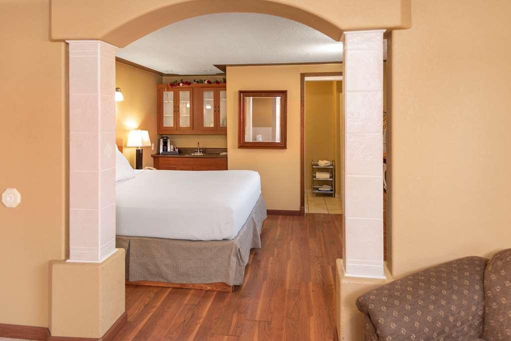 Econo Lodge Inn & Suites Medicine Hat Chambre photo
